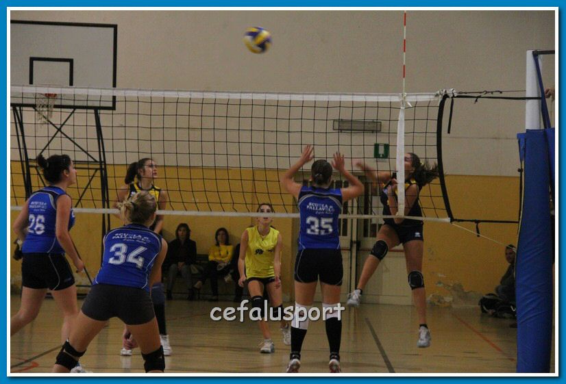 121144 volley 058_tn.jpg